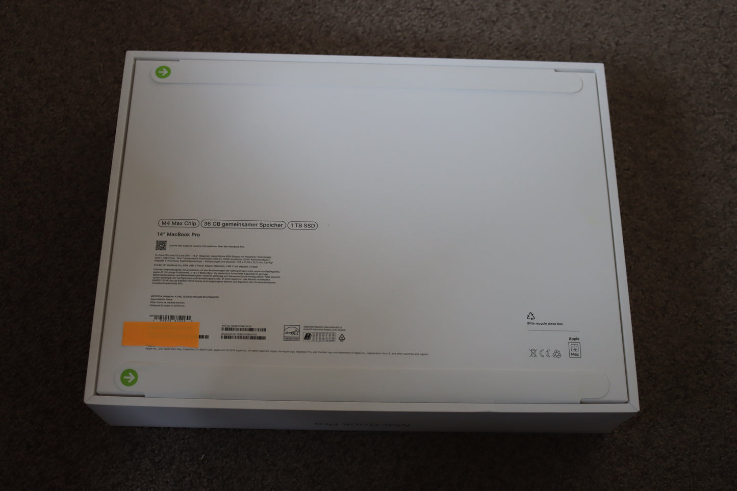 NEUES Apple MacBook Pro 14" 2024 M4 Max/36/1 TB 14C CPU 32C GPU Silber MX2G3D/A
