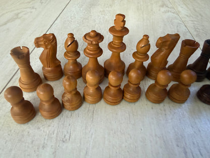 32 Schachfiguren für den Mephisto Exclusive Schachcomputer
