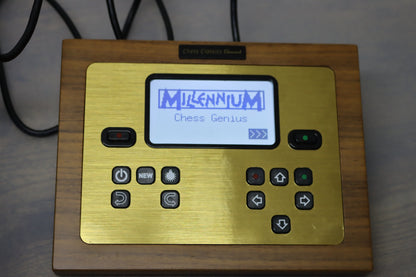 Millennium Schachcomputer ChessClassics Exclusive Produktnummer M828