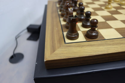 Millennium Schachcomputer ChessClassics Exclusive Produktnummer M828