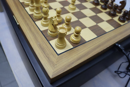 Millennium Schachcomputer ChessClassics Exclusive Produktnummer M828